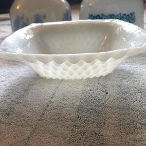 Vintage Anchor Hocking Milk Glass Candy Dish Decorative Bowl Vintage